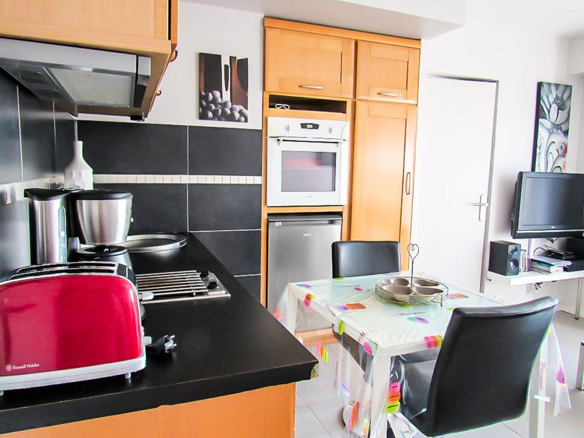 Cabourg, Cosy Appartement Avec Balcon + Parking Prive Exterior photo